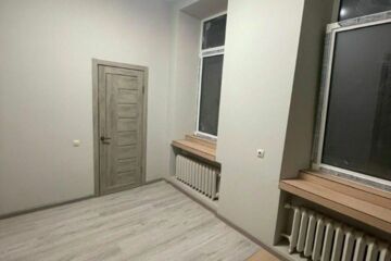 2-к квартира, 38 м², 2/2 эт.