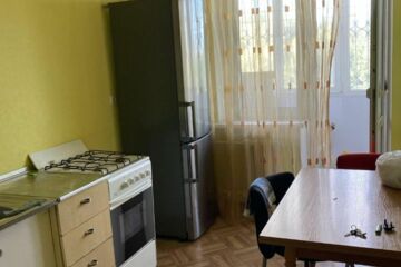 2-к квартира, 50 м², 2/10 эт.