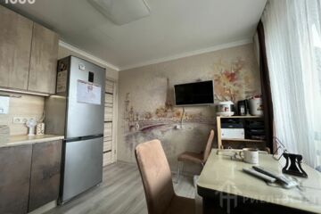 1-к квартира, 37 м², 16/16 эт.