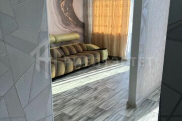 2-к квартира, 42 м², 4/5 эт.