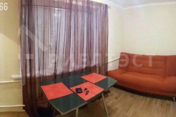 2-к квартира, 30 м², 1/4 эт.