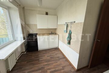 2-к квартира, 50 м², 8/9 эт.