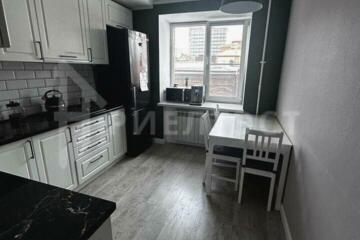 3-к квартира, 82 м², 3/10 эт.