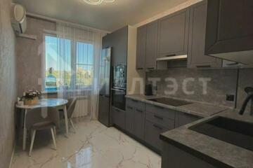 1-к квартира, 37 м², 8/24 эт.