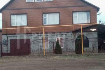 Дом, 173 м², 3 эт.