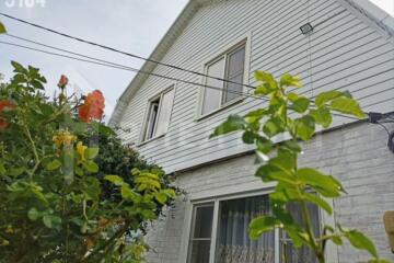 Дом, 200,2 м², 2 эт.