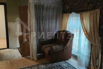 2-к квартира, 40 м², 1/1 эт.