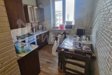 3-к квартира, 64 м², 2/5 эт.