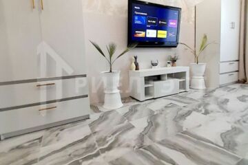 1-к квартира, 35 м², 1/6 эт.