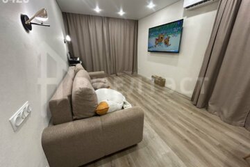 3-к квартира, 64 м², 2/5 эт.