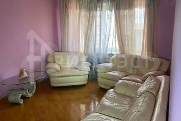 3-к квартира, 80 м², 1/7 эт.