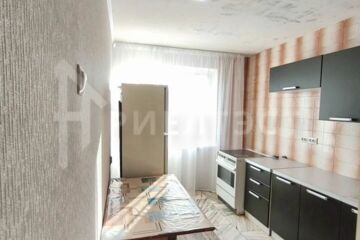 2-к квартира, 55 м², 8/10 эт.