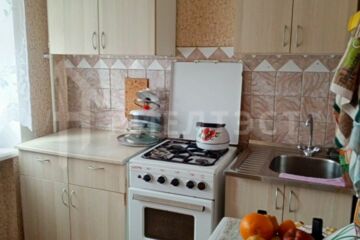 2-к квартира, 44 м², 3/5 эт.