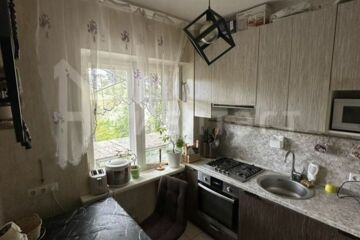 2-к квартира, 43,8 м², 3/5 эт.