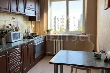 2-к квартира, 50 м², 8/9 эт.
