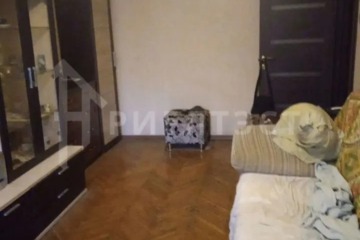 2-к квартира, 43 м², 1/5 эт.