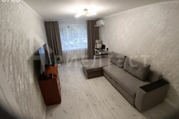 2-к квартира, 43 м², 1/5 эт.